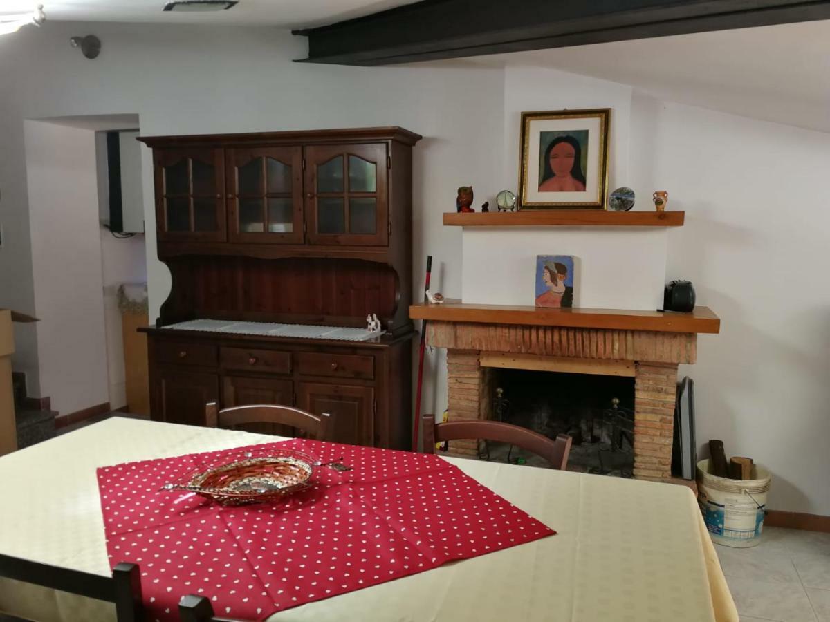 La Casa Delle Bambole Di Sangiovenale Apartment Orvieto Bagian luar foto