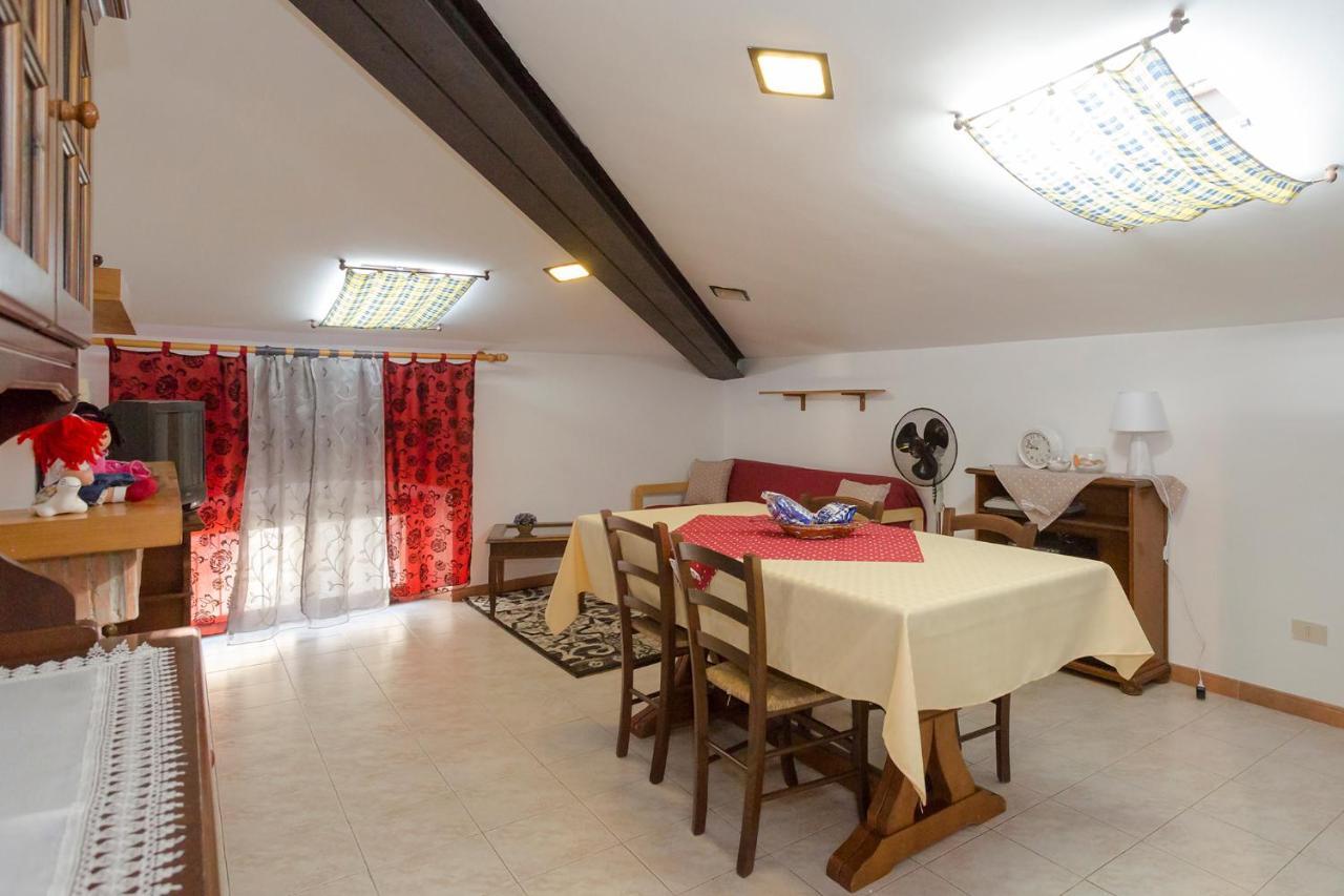 La Casa Delle Bambole Di Sangiovenale Apartment Orvieto Bagian luar foto