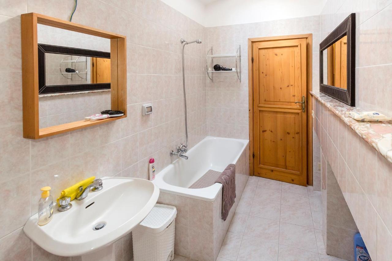 La Casa Delle Bambole Di Sangiovenale Apartment Orvieto Bagian luar foto